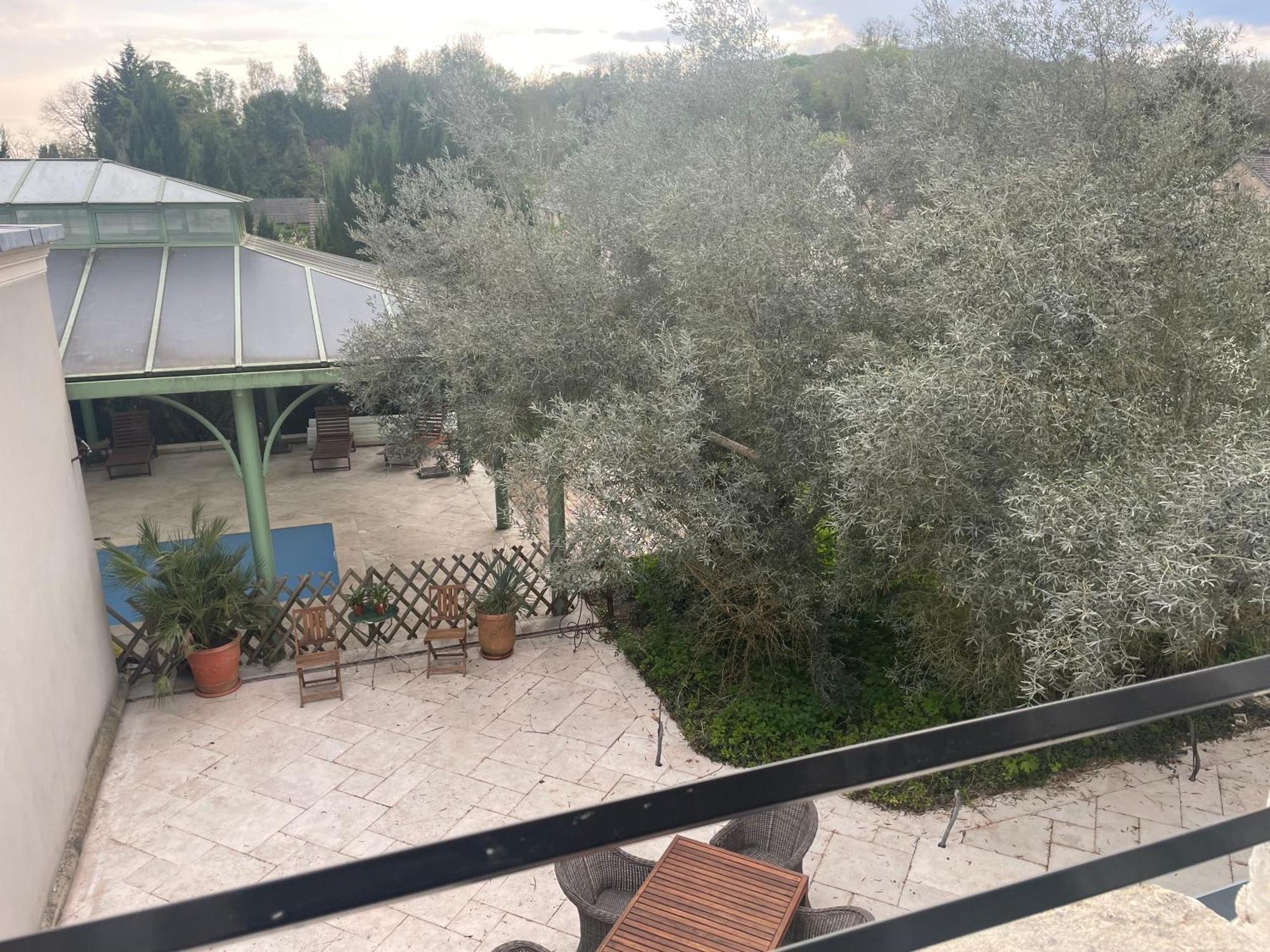 Domaine Spa Perret-Chateau Artdeco Mastersuite En B&B Et-Ou Gite De Charme-Giverny A 3Mn-Jardins Monet-Le Vexin-Piscine Ete-Parc 3Ha-Aire De Jeux Enfants-Pingpong-Options Breakfast-Diner-Billard-Sauna-Fitness-Hammam-Promo 2Nuits En Sus Jacuzzi 1H Off Sainte-Genevieve-les-Gasny الغرفة الصورة